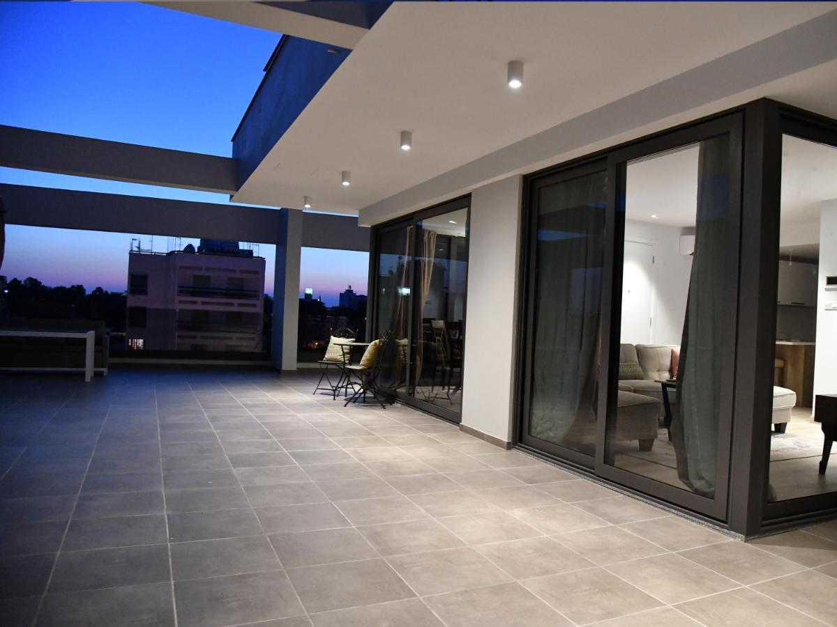 Baz Tower Aparthotel Nicósia Exterior foto